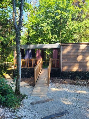 Lodge L'ange De Fer