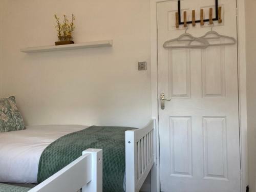 Tynwald Beachside Town House, West Kirby By Rework Accommodation