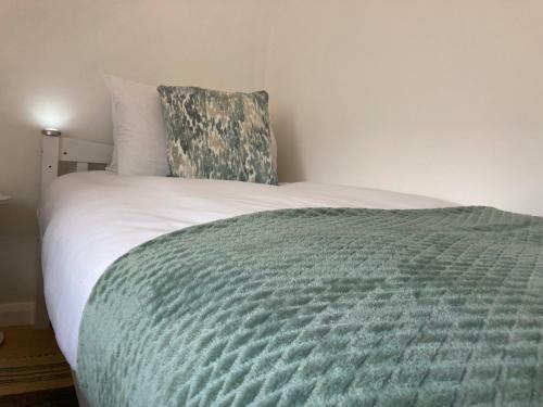 Tynwald Beachside Town House, West Kirby By Rework Accommodation