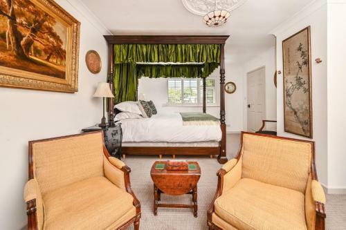 Bramble Manor