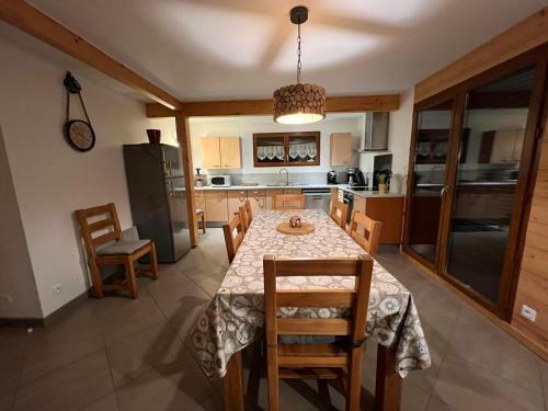 Chalet Casa De Monzel With Panoramic View