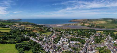 Major House- Luxury Pembrokeshire Coastal Getaway