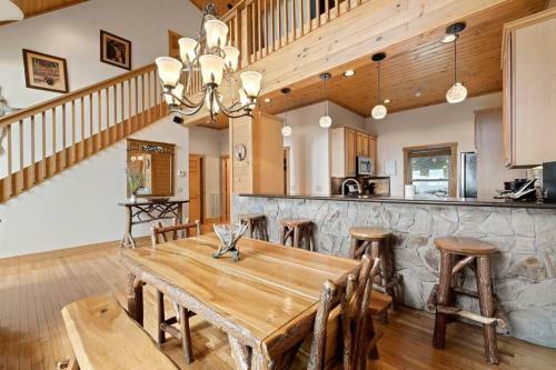 New! Blueberry Meadows In Beech Mountain