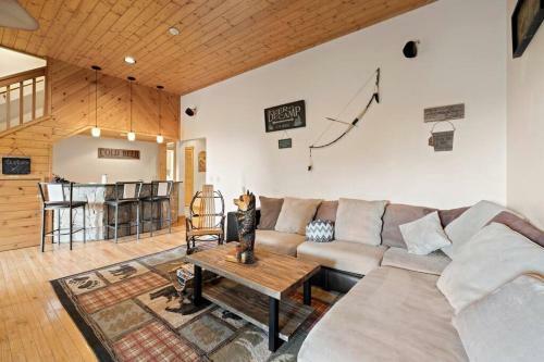 New! Blueberry Meadows In Beech Mountain