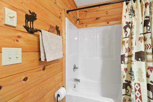 Buckeye Chuck Rustic & Cozy Family Mtn Home