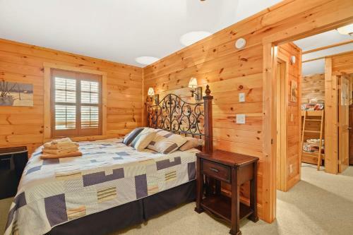Buckeye Chuck Rustic & Cozy Family Mtn Home