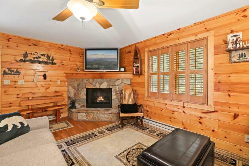 Buckeye Chuck Rustic & Cozy Family Mtn Home