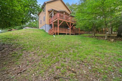 Buckeye Chuck Rustic & Cozy Family Mtn Home
