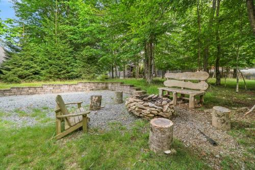 Buckeye Chuck Rustic & Cozy Family Mtn Home
