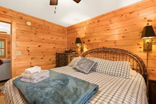 Buckeye Chuck Rustic & Cozy Family Mtn Home