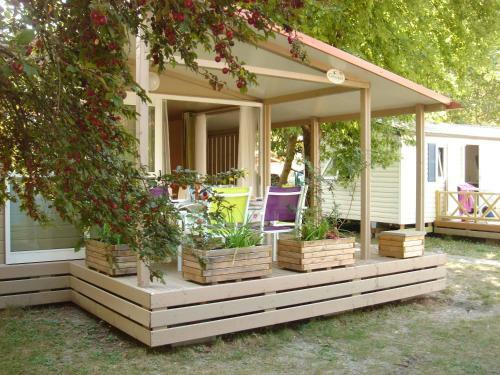 Camping Fr�d�ric Mistral