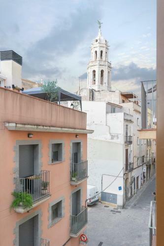 Nice City Center Apartment