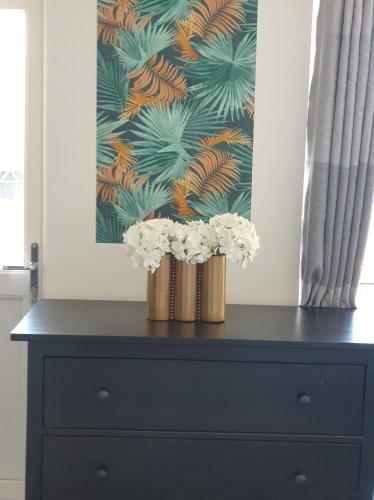 Four Seasons By The Sea