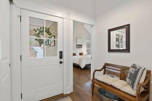 Lakeview Oasis- Pet Friendly W/ Hot Tub & Beach!