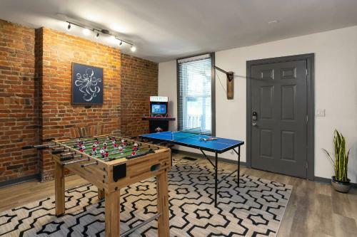 Urban Paradise In Otr - Private Parking Spaces