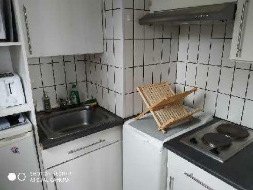 Apartamento Studio Lumineux Proche Centre Ville Et Plage