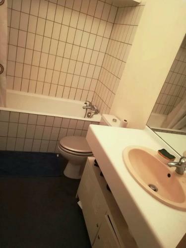 Apartamento Studio Lumineux Proche Centre Ville Et Plage