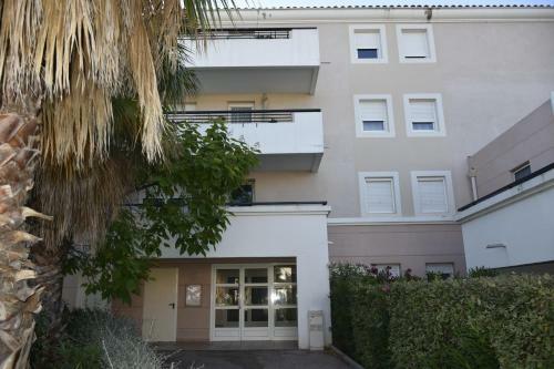Apartamento 2 Pi�ces Dans R�sidence Avec Piscine Parking Priv�