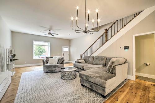 Well-appointed Pittsburgh Home 1 Mi To Dtwn!