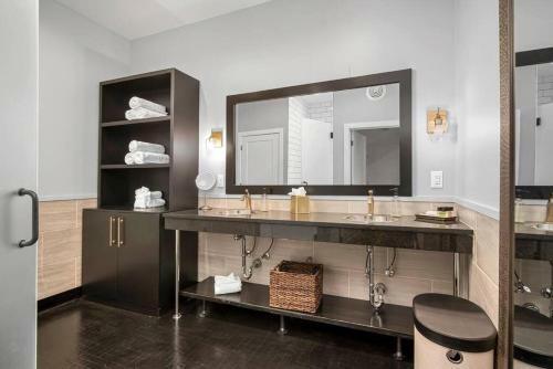 Apartamento Modern Suite At The Maddox 6 Bedrooms