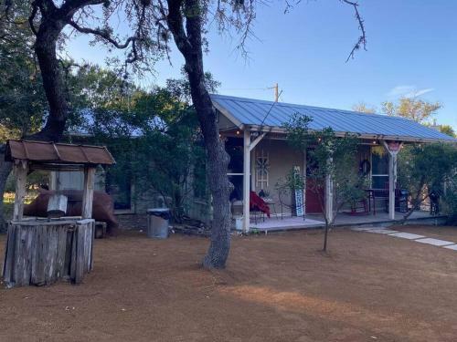 Cottage With Hot Tub And Pool Bandera, Tx.