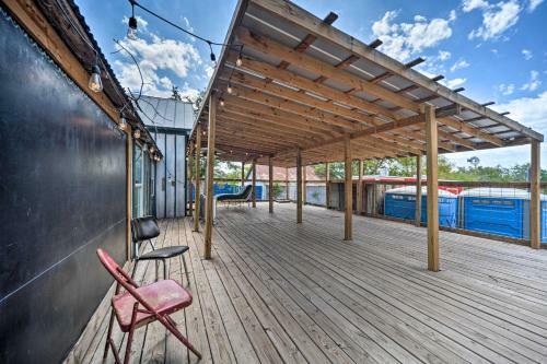 Pet-friendly Harper Farmhouse With Large Deck!
