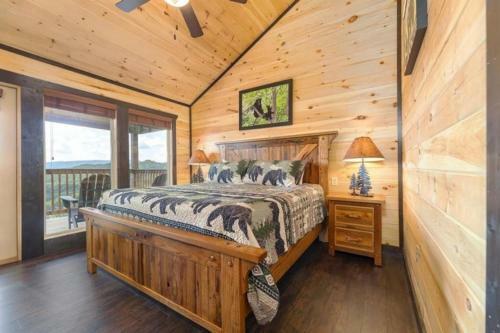 Above The Rest - 4 Bedrooms, 4,5 Baths, Sleeps 12 Home