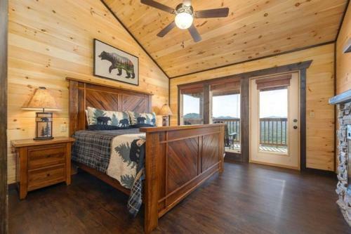 Above The Rest - 4 Bedrooms, 4,5 Baths, Sleeps 12 Home