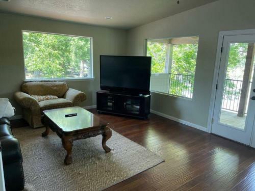 Lake House Luxury Next To New Braunfels!