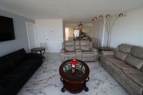 Apartamento Oceanfront Beach & Dolphins