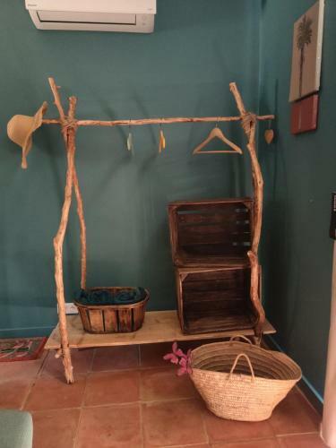 Bed & Breakfast Chambre D'h�tes Et Puis Voil�!