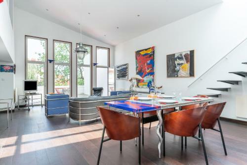 Loft D Artiste Au Coeur Du Quartier Zola