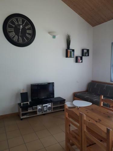 Chalet Au Bord Dun Lac