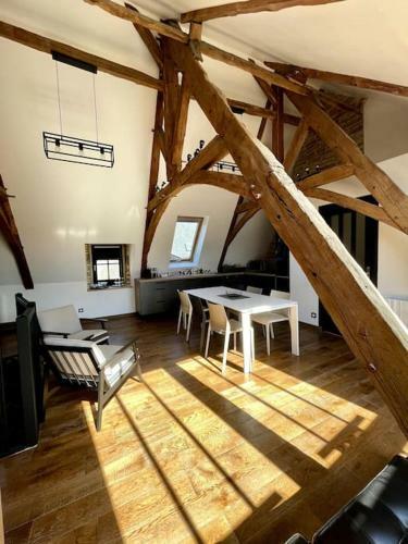 Apartamento Loft, Plein Centre de Pont Aven � 2 Pas Des Plages
