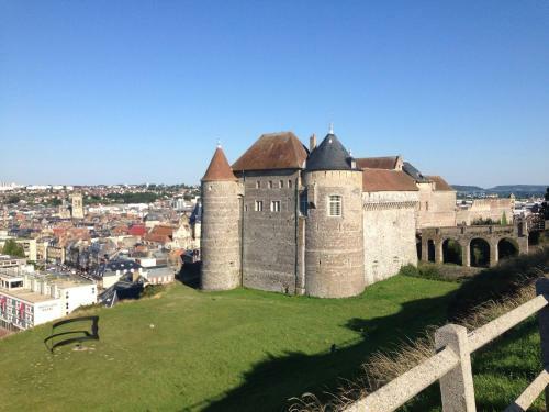 Maison Calme - Proche Plage - Terrasse Privative & Parking Gratuit