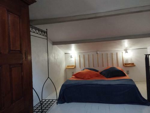 Bed & Breakfast Chambre D?h�tes L?orange Bleue