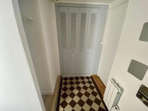 Apartamento J'entends Le Lit, Le Renard Et Le Parking...-t2