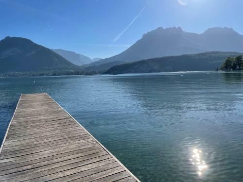 Apartamento Studio Avec Foret, Jardin Et Une Cascade - Lac D'annecy