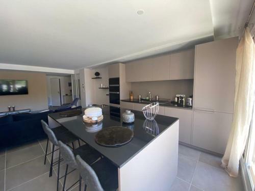 Apartamento Appartement 100m2 Haut Standing Centre de St Trop