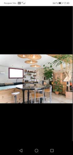 Long�re Pierres/modernit� Proche Mer/la Guitti�re