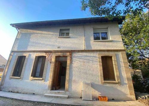 Apartamento T1 Bis Duplex R�cent + Parking+jardin Bien Plac�