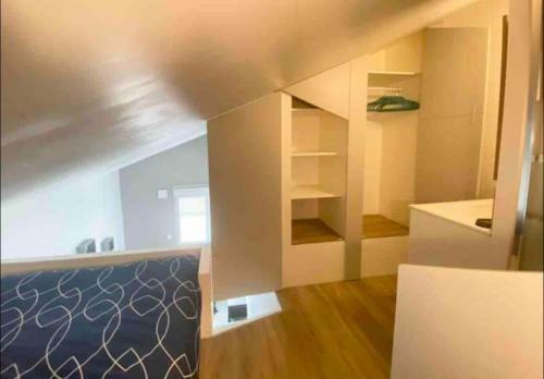 Apartamento T1 Bis Duplex R�cent + Parking+jardin Bien Plac�