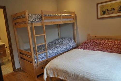 Fabulous Modern Farmhouse, Ski/cycle/hike, Venosc