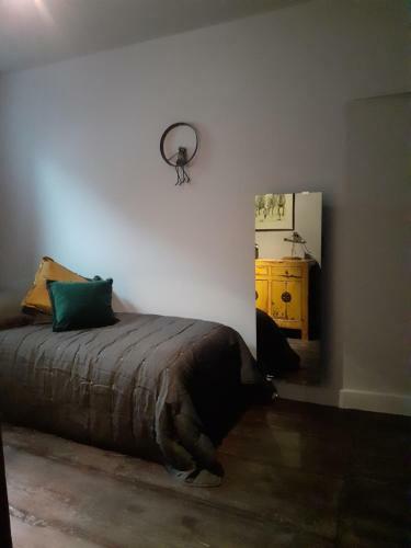 Bed & Breakfast Maison Du Chevalier Des Huttes - Table Et Chambres D'h�tes