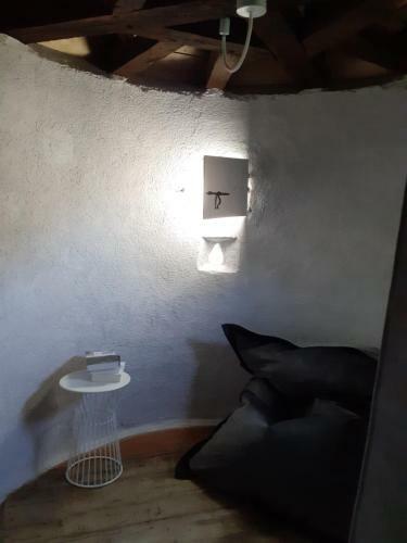 Bed & Breakfast Maison Du Chevalier Des Huttes - Table Et Chambres D'h�tes