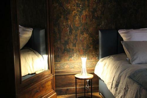Bed & Breakfast Maison Du Chevalier Des Huttes - Table Et Chambres D'h�tes