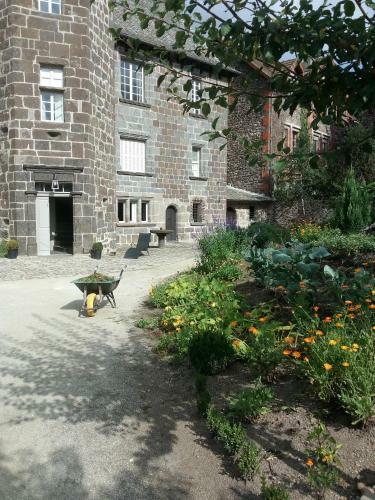 Bed & Breakfast Maison Du Chevalier Des Huttes - Table Et Chambres D'h�tes