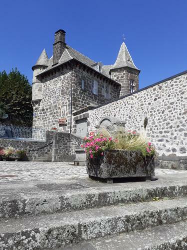 Bed & Breakfast Maison Du Chevalier Des Huttes - Table Et Chambres D'h�tes