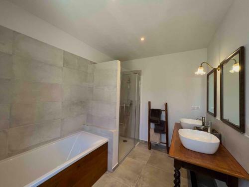 Magnifique Long�re En Sologne Avec Piscine
