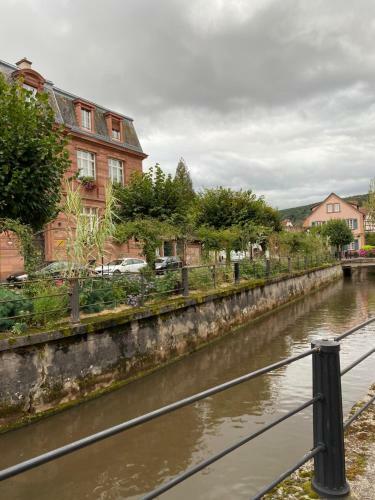 Apartamento Logement Tout Confort - Wifi - Parking